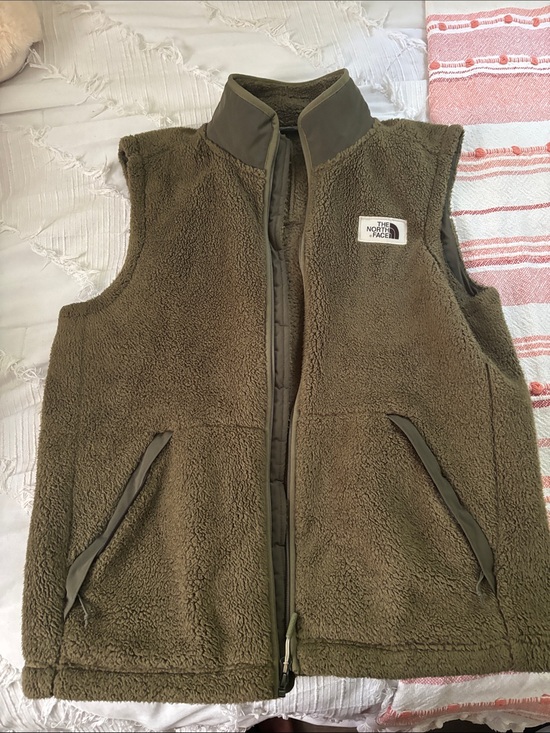 The North Face Other - The North Face Dark Olive Sherpa Fleece Vest